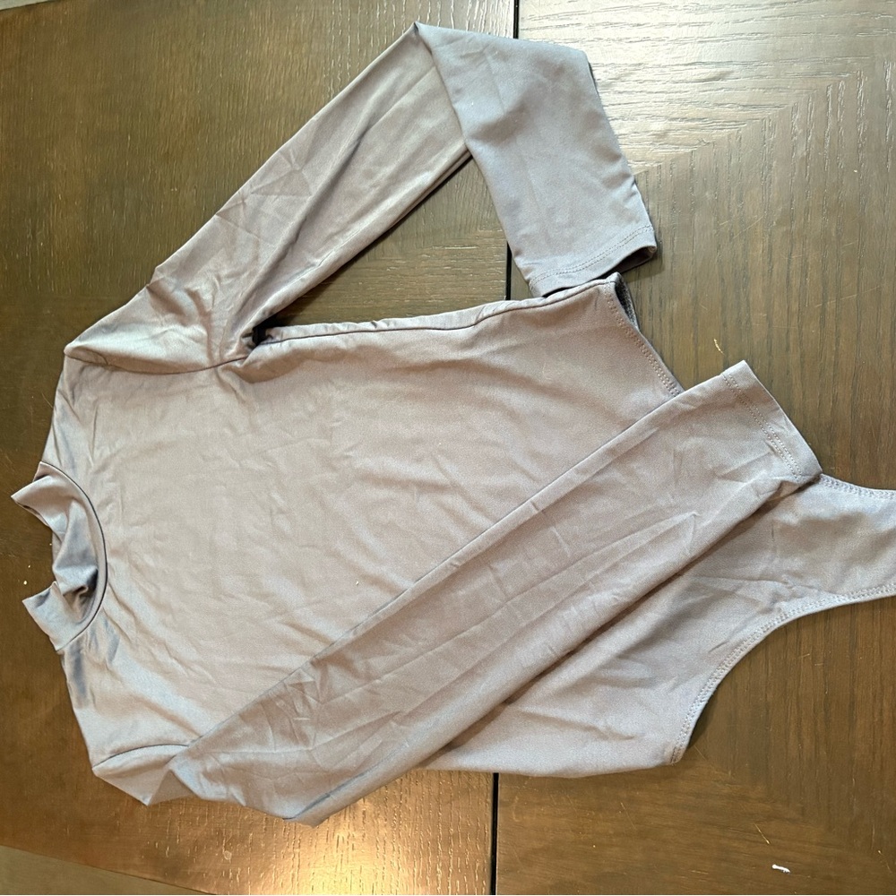 Long Sleeve Bodysuit in Light Gray